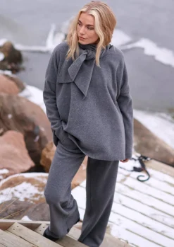 Damen Henriette Steffensen Copenhagen SWEATER MIT SCHAL | 1338