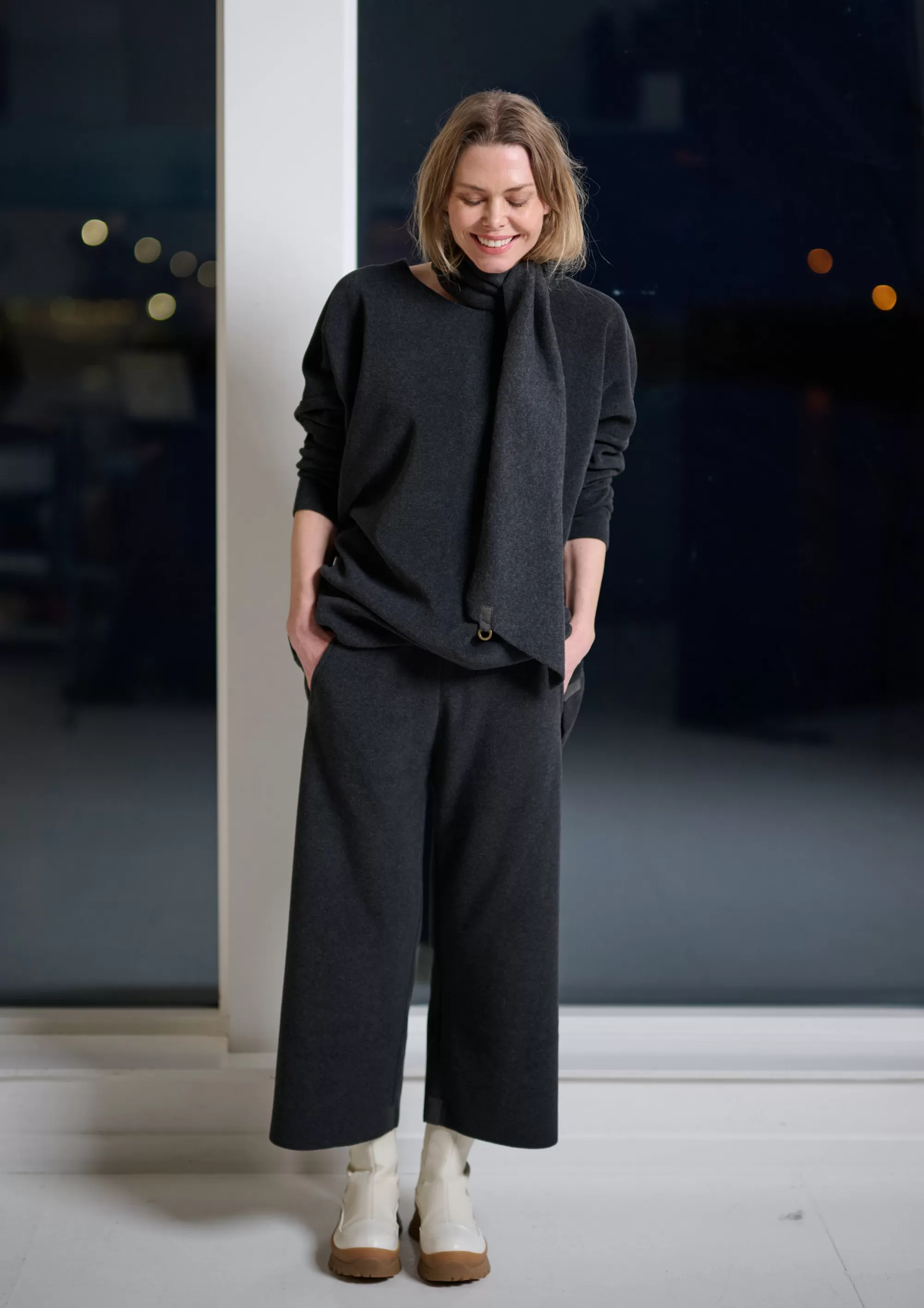 Henriette Steffensen Copenhagen FLARE HOSEN 3/4 LÄNGE | 2115 SOFT BLACK Cheap