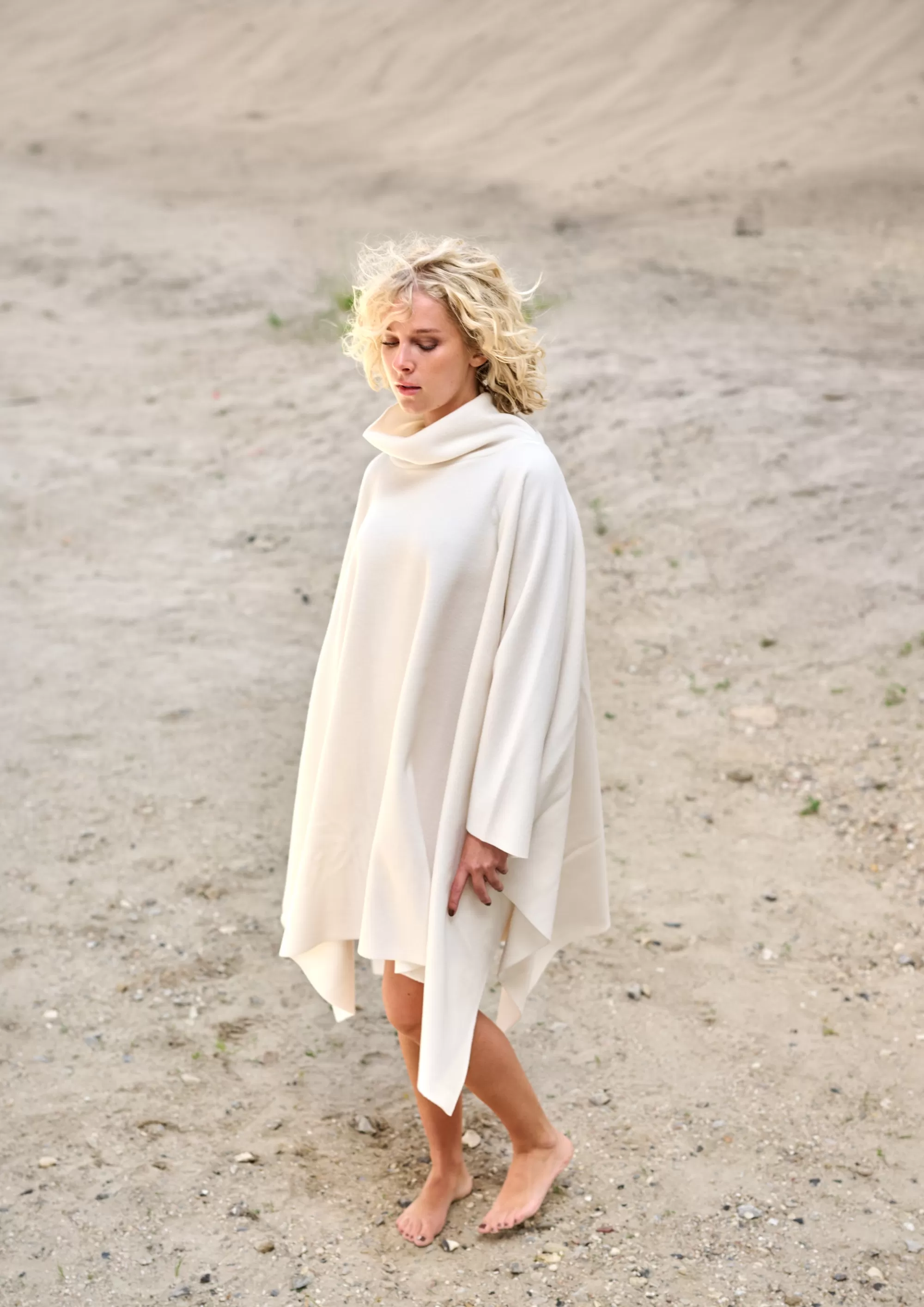 Henriette Steffensen Copenhagen LOUNGE PONCHO DAMEN | 4081 OFF WHITE New