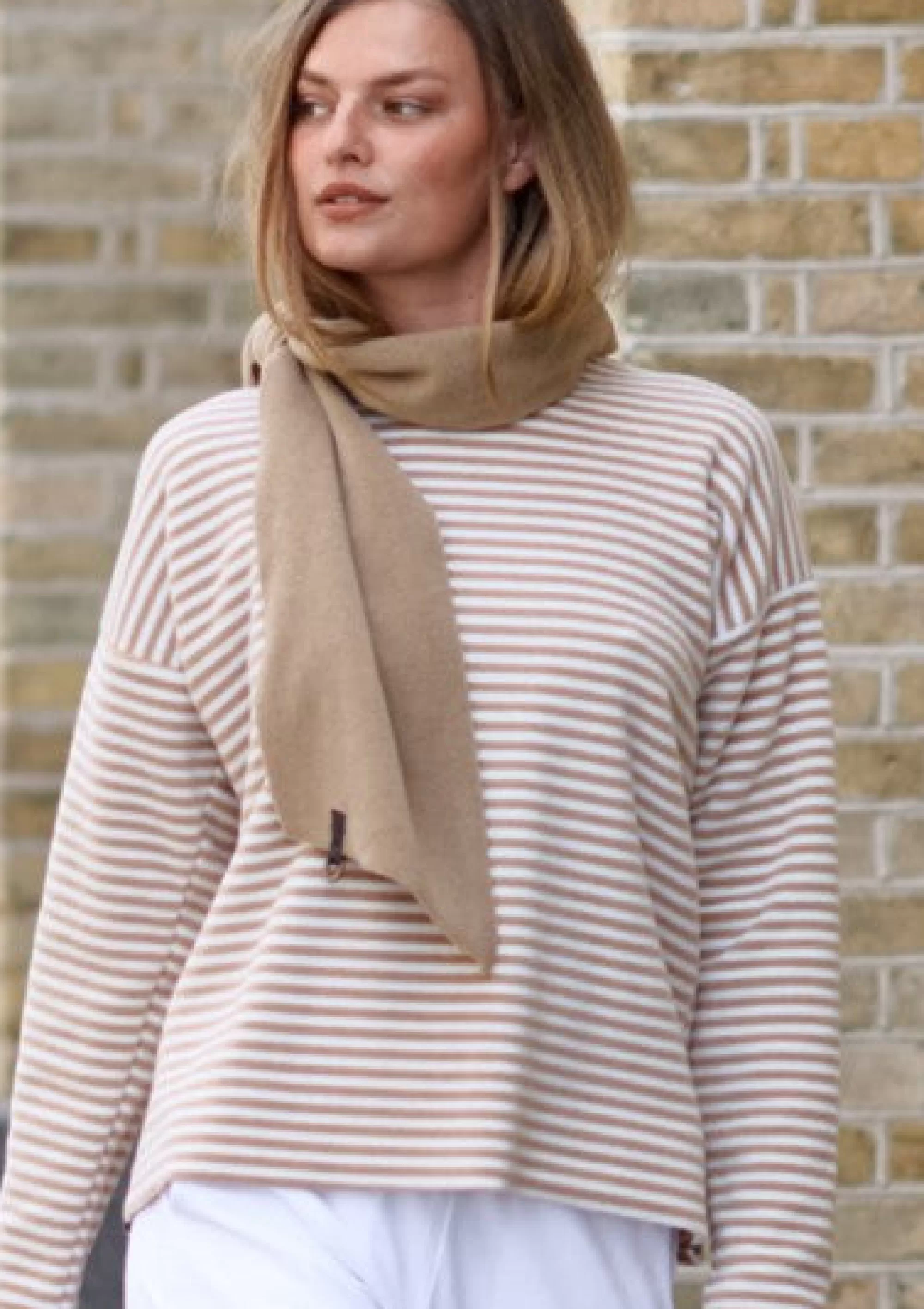 Henriette Steffensen Copenhagen MINI SCHAL | 5001 CAMEL Hot